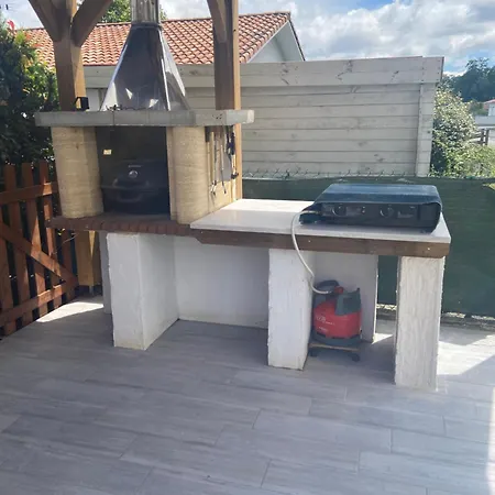 Maison Avec Piscine A 20 Min De Capbreton Et Hossegor Dom wakacyjny Saubusse
