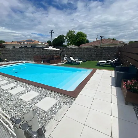 Maison Avec Piscine A 20 Min De Capbreton Et Hossegor Dom wakacyjny Saubusse
